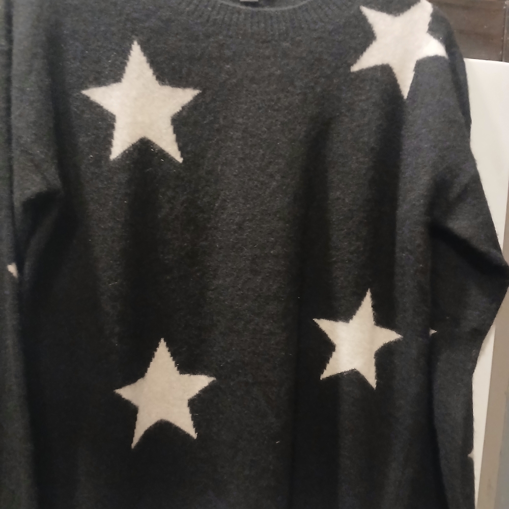 Saks Fifth Avenue Black Cashmere Sweater